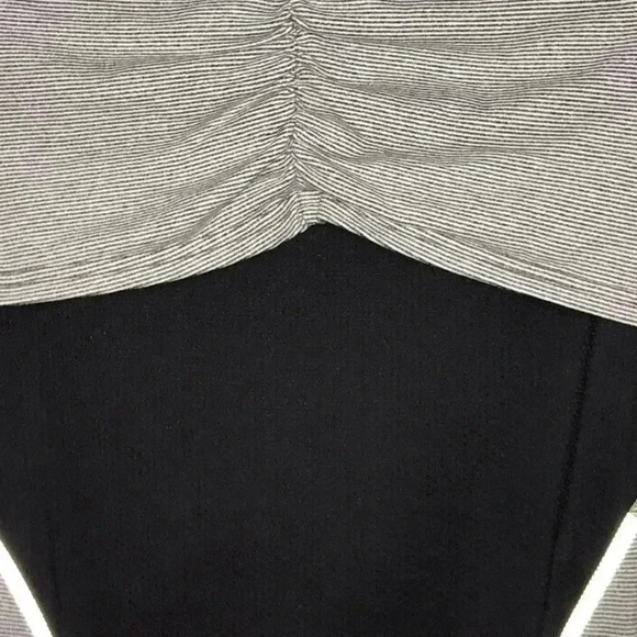 Lucy Tech Dashing Stripe Top Size M—B5 - Picture 6 of 8